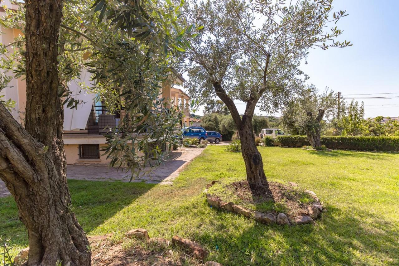 Bed and Breakfast Il Giardino Degli Ulivi Santa María Exterior foto